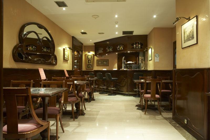 เกาดี โฮเทล Hotel บาร์เซโลนา ภายนอก รูปภาพ