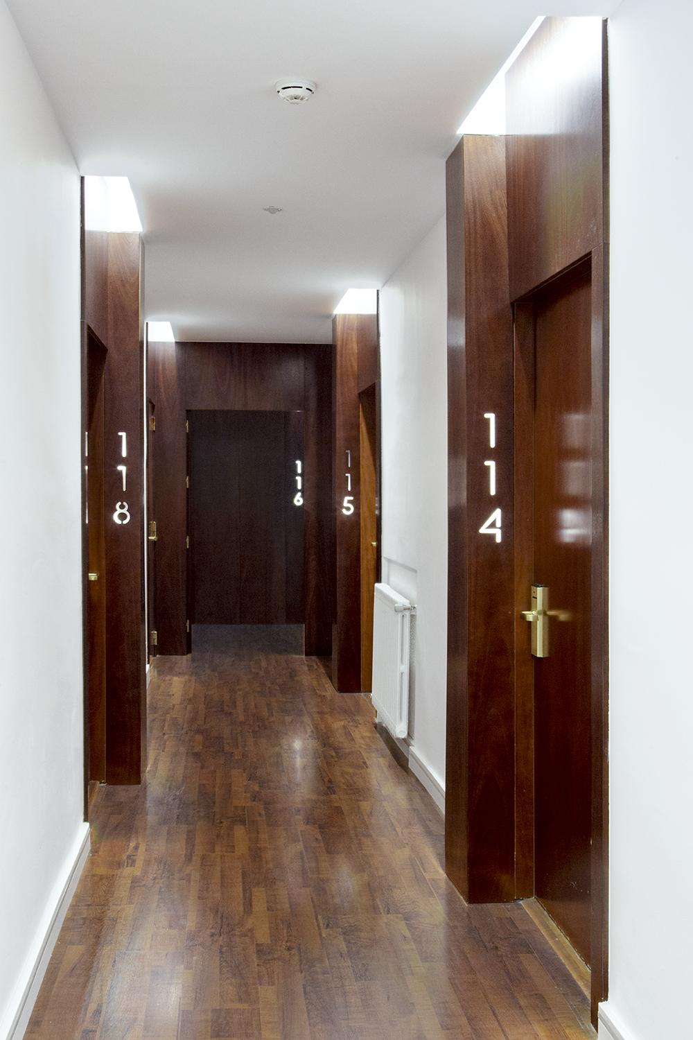 เกาดี โฮเทล Hotel บาร์เซโลนา ภายนอก รูปภาพ
